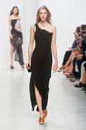 desfile-chalayan-paris-ss2014-46