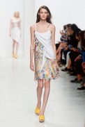 desfile-chalayan-paris-ss2014-48