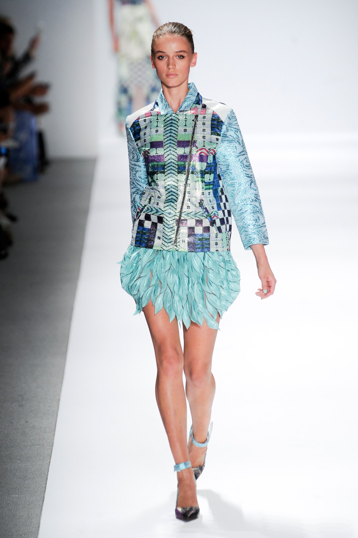 desfile-custo-barcelona-nova-york-verao-2014-015
