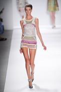 desfile-custo-barcelona-nova-york-verao-2014-034