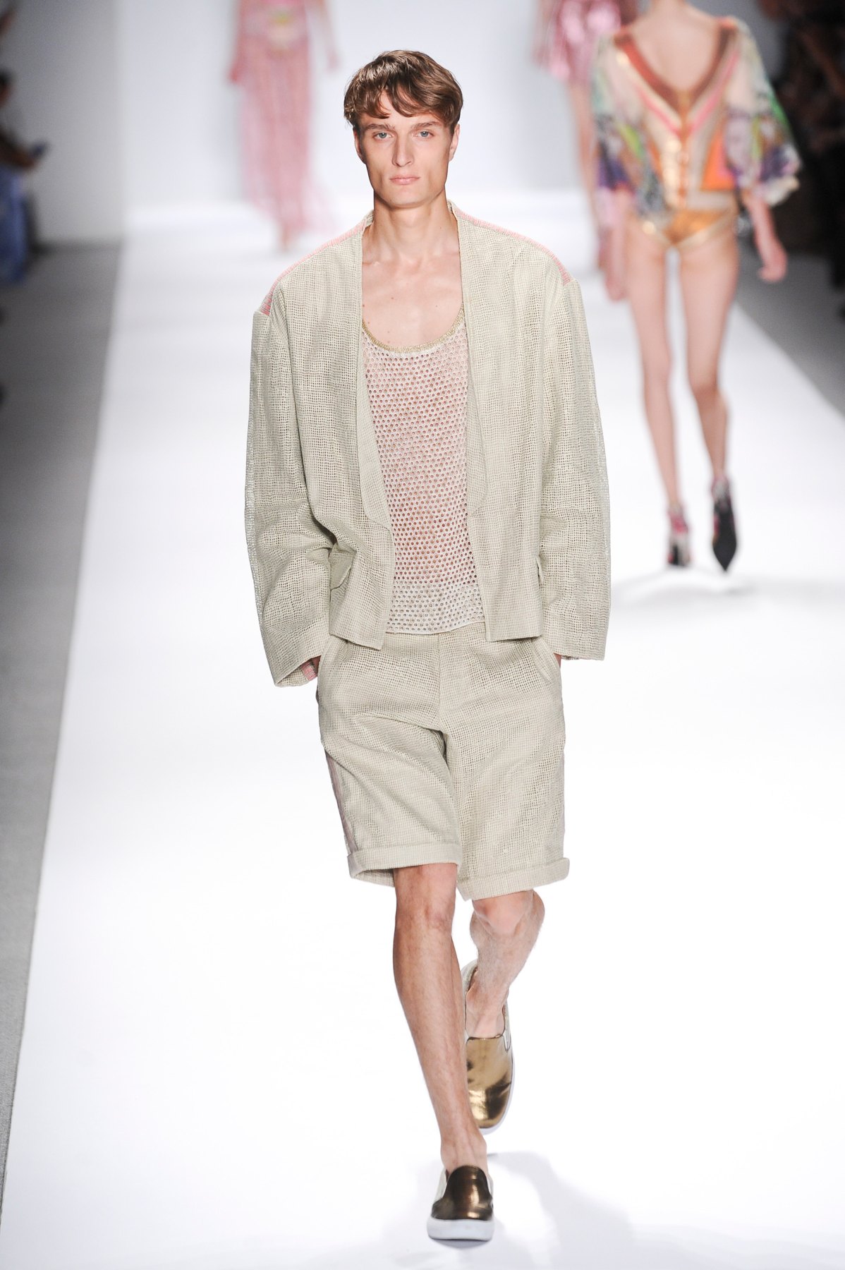 desfile-custo-barcelona-nova-york-verao-2014-042