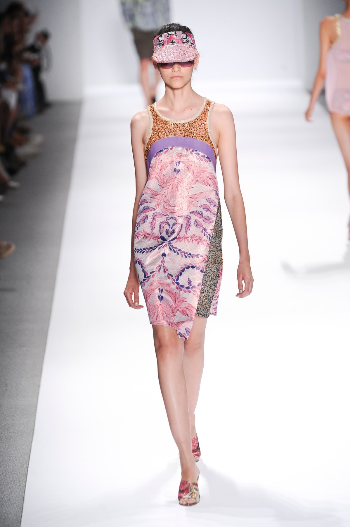 desfile-custo-barcelona-nova-york-verao-2014-056