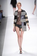 desfile-custo-barcelona-nova-york-verao-2014-063