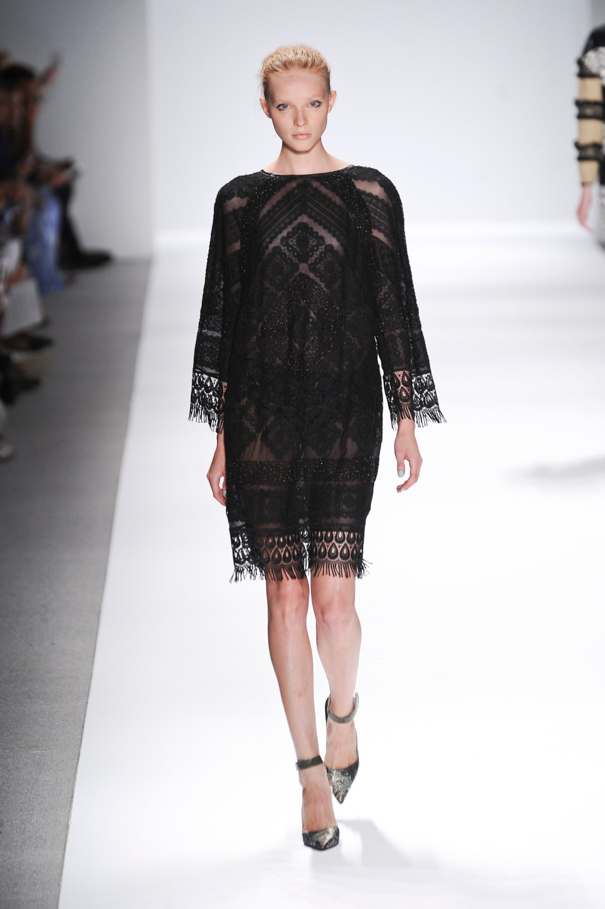 desfile-custo-barcelona-nova-york-verao-2014-064