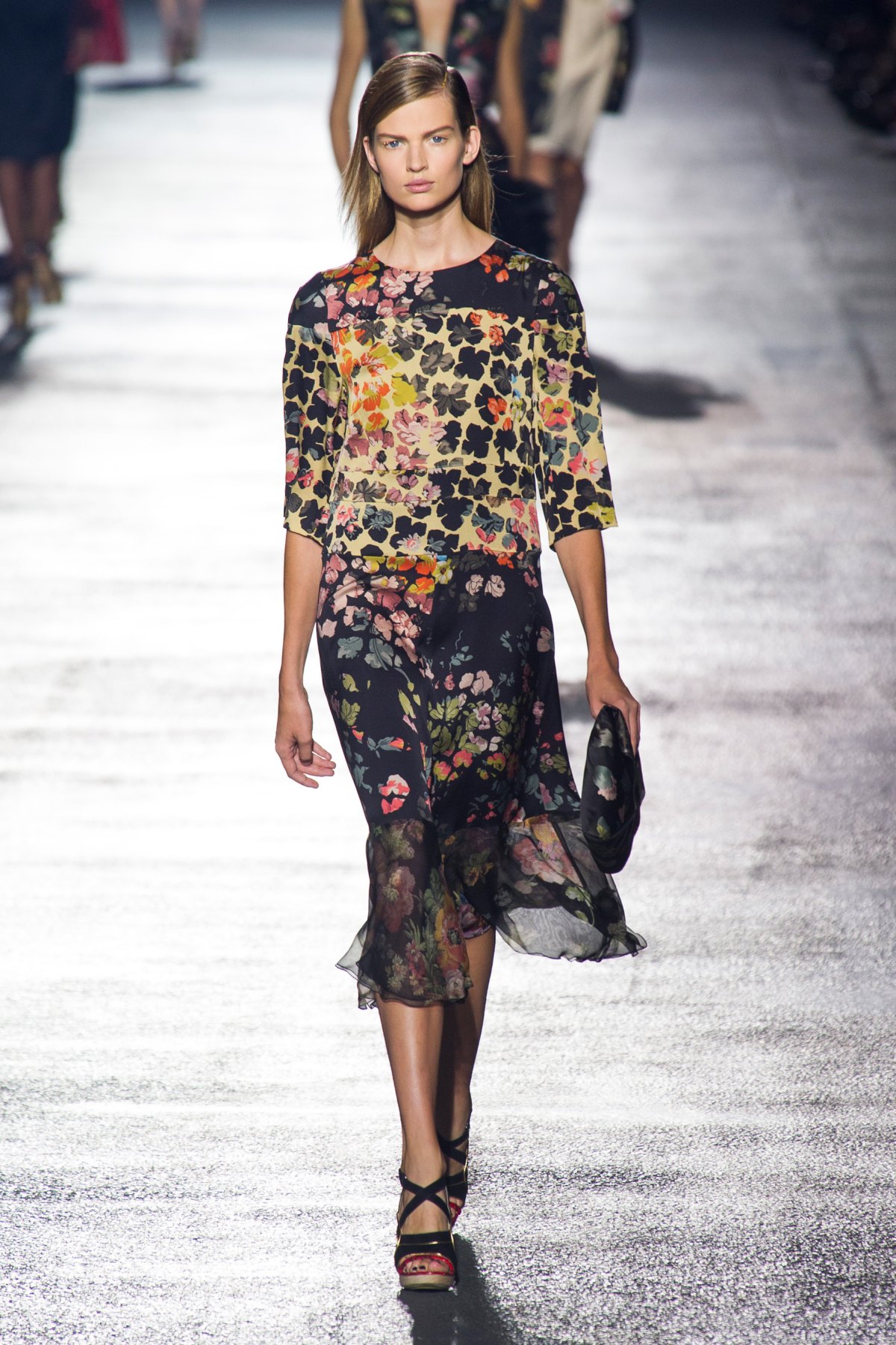 desfile-dries-van-noten-verao-2014-024