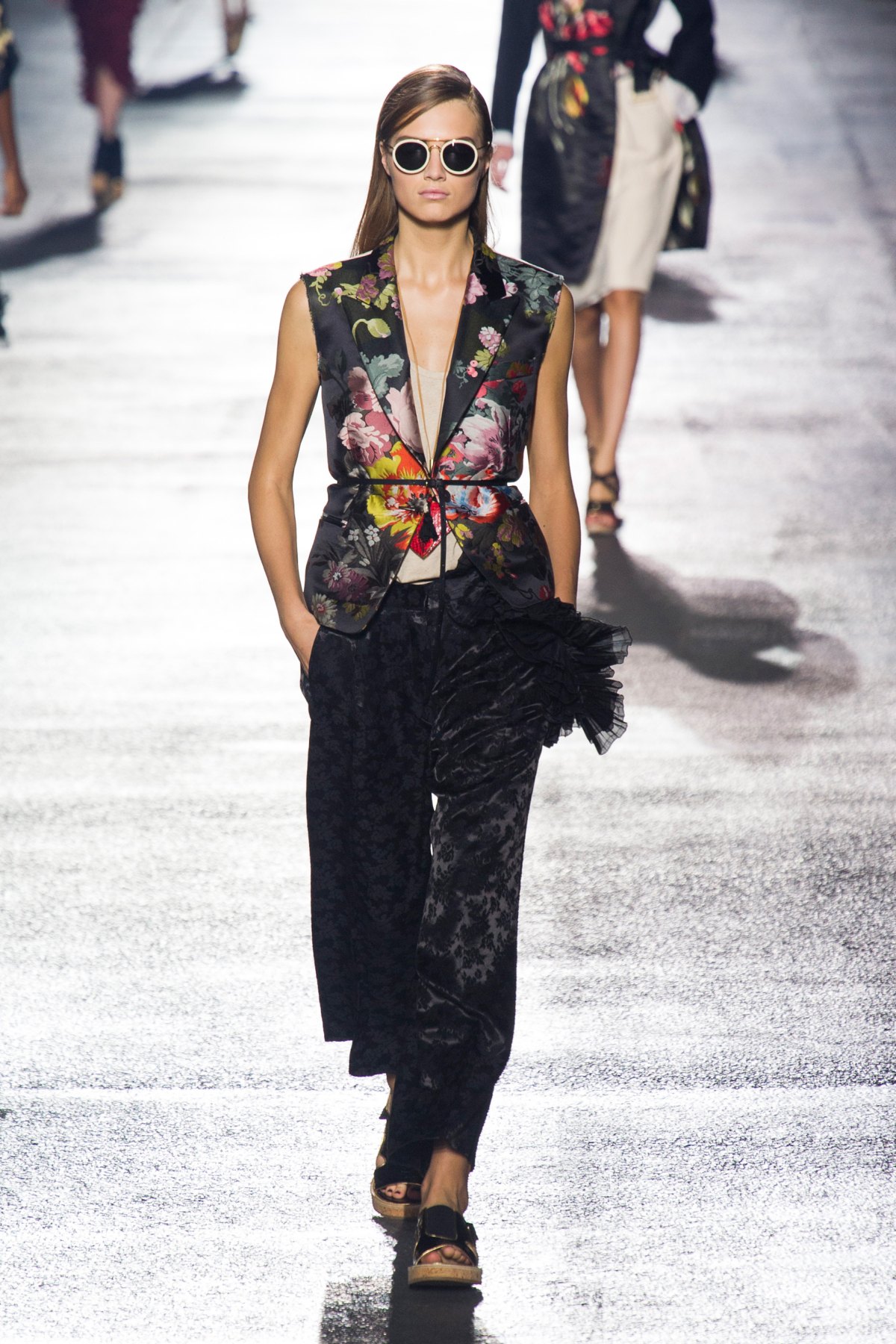 desfile-dries-van-noten-verao-2014-025
