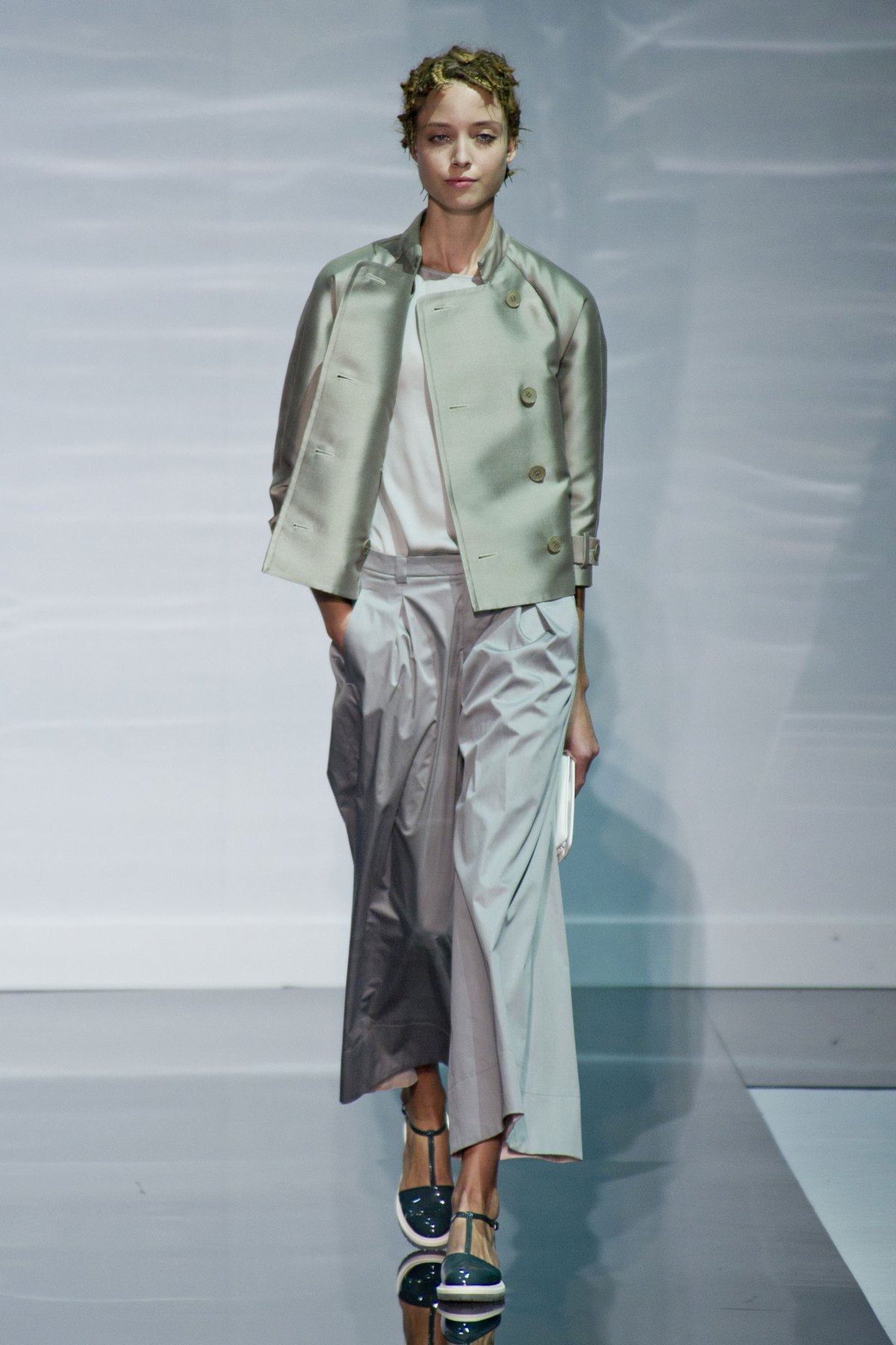 desfile-emporio-armani-verao-2014-005