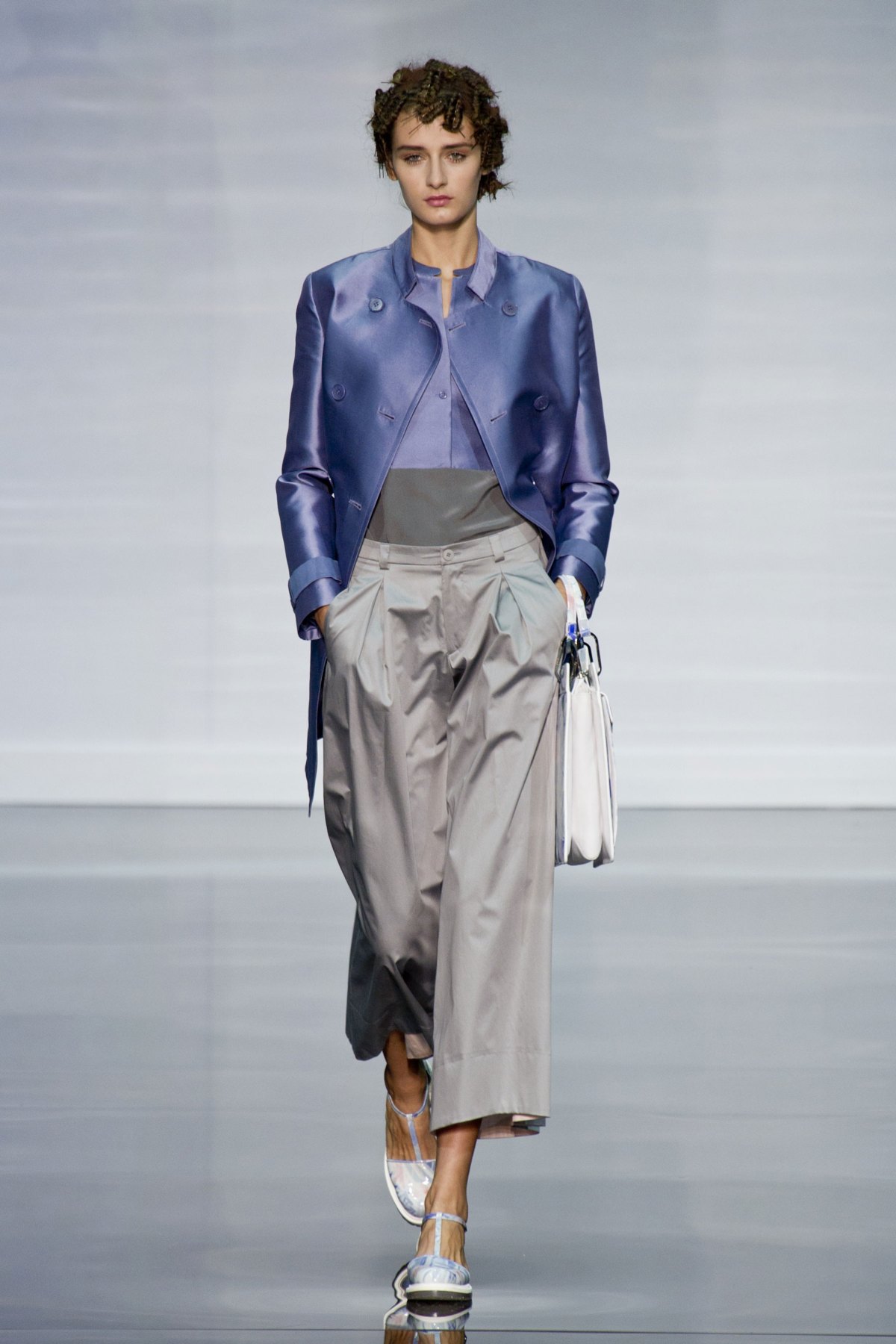desfile-emporio-armani-verao-2014-007