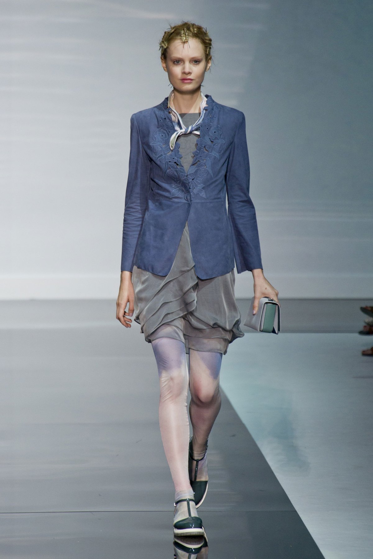 desfile-emporio-armani-verao-2014-013