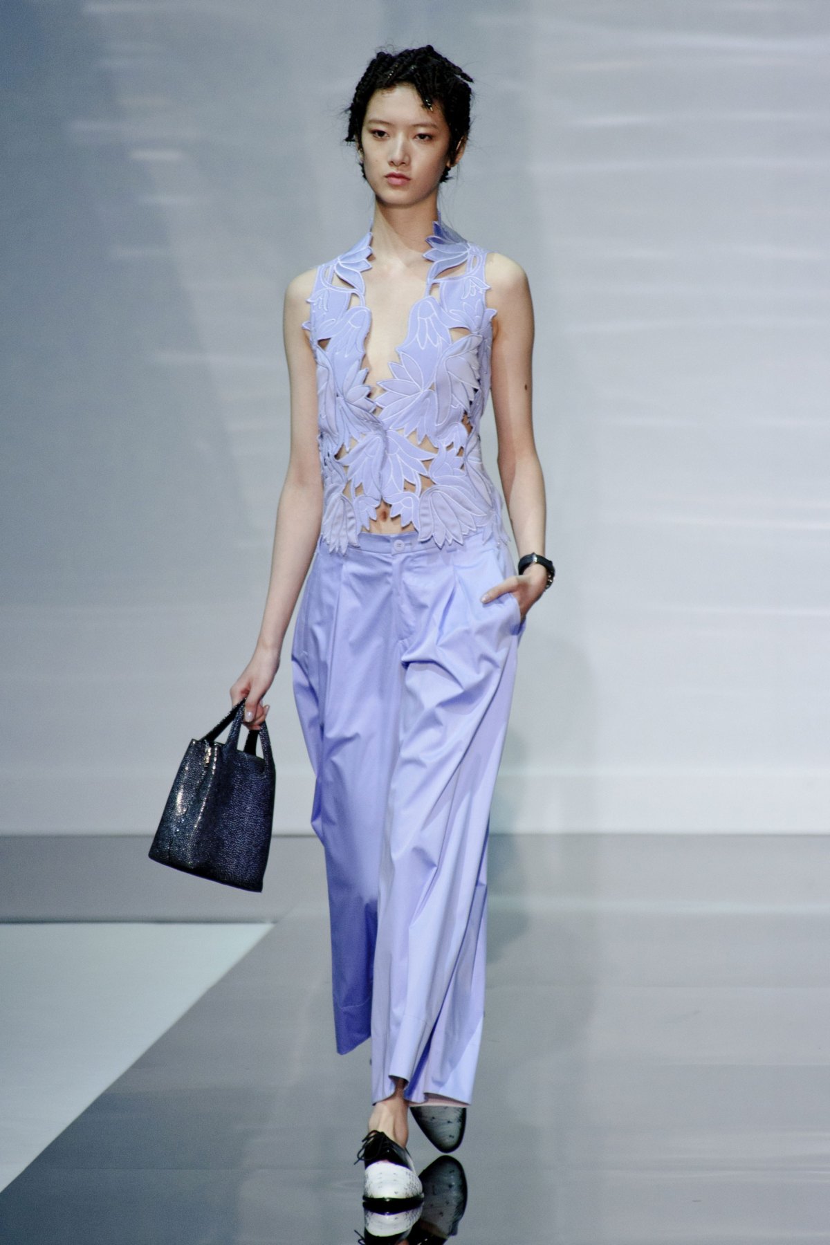 desfile-emporio-armani-verao-2014-014