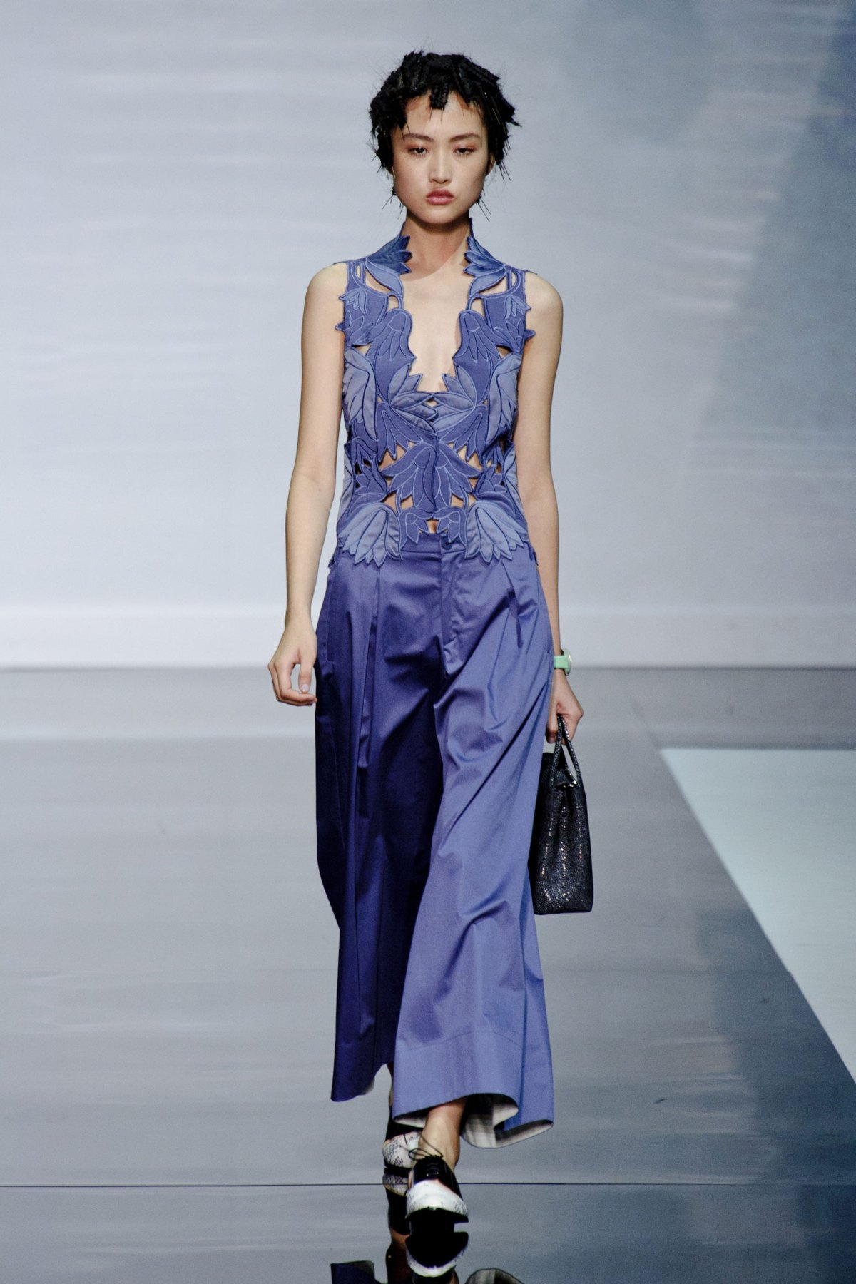 desfile-emporio-armani-verao-2014-015