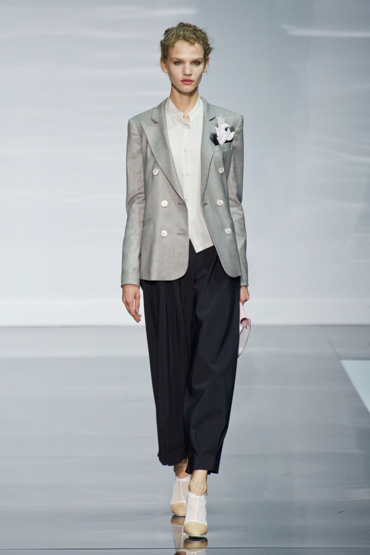 desfile-emporio-armani-verao-2014-019