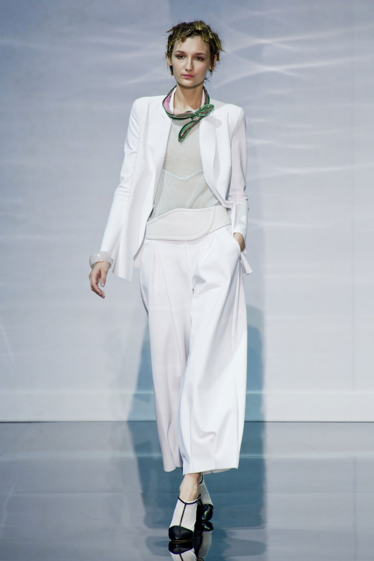desfile-emporio-armani-verao-2014-022