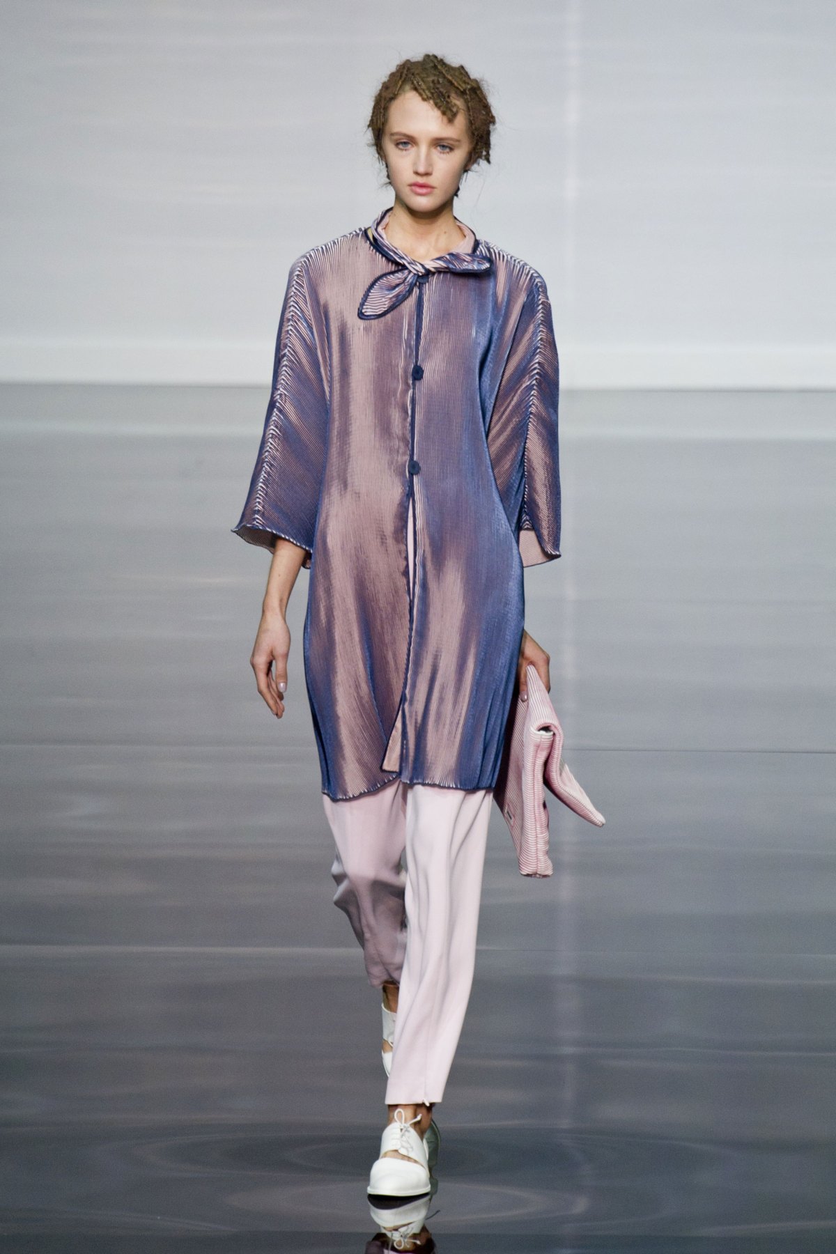 desfile-emporio-armani-verao-2014-068