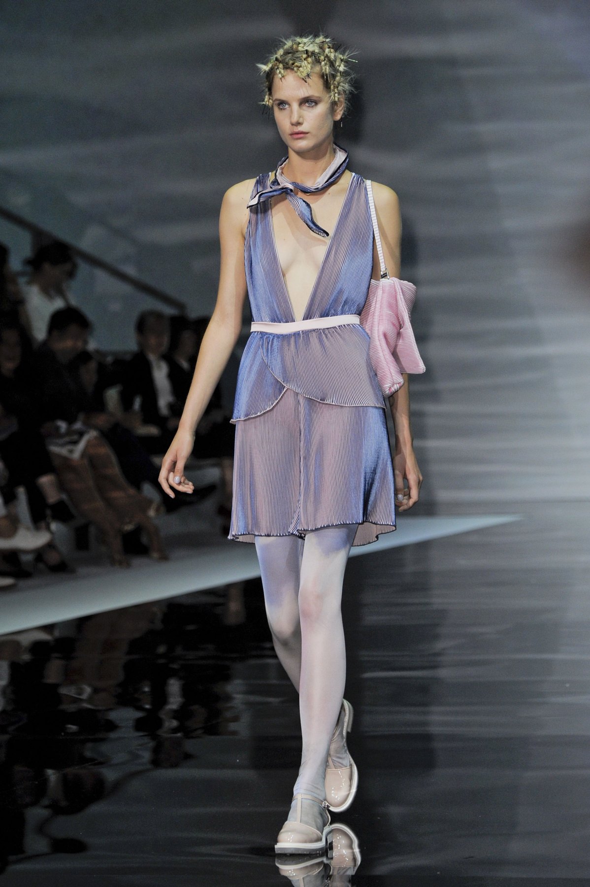 desfile-emporio-armani-verao-2014-072