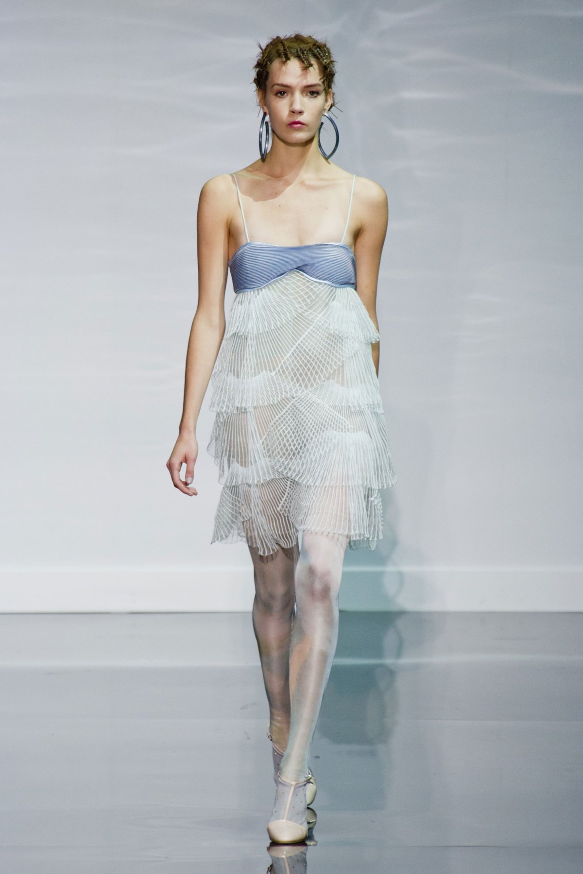 desfile-emporio-armani-verao-2014-078