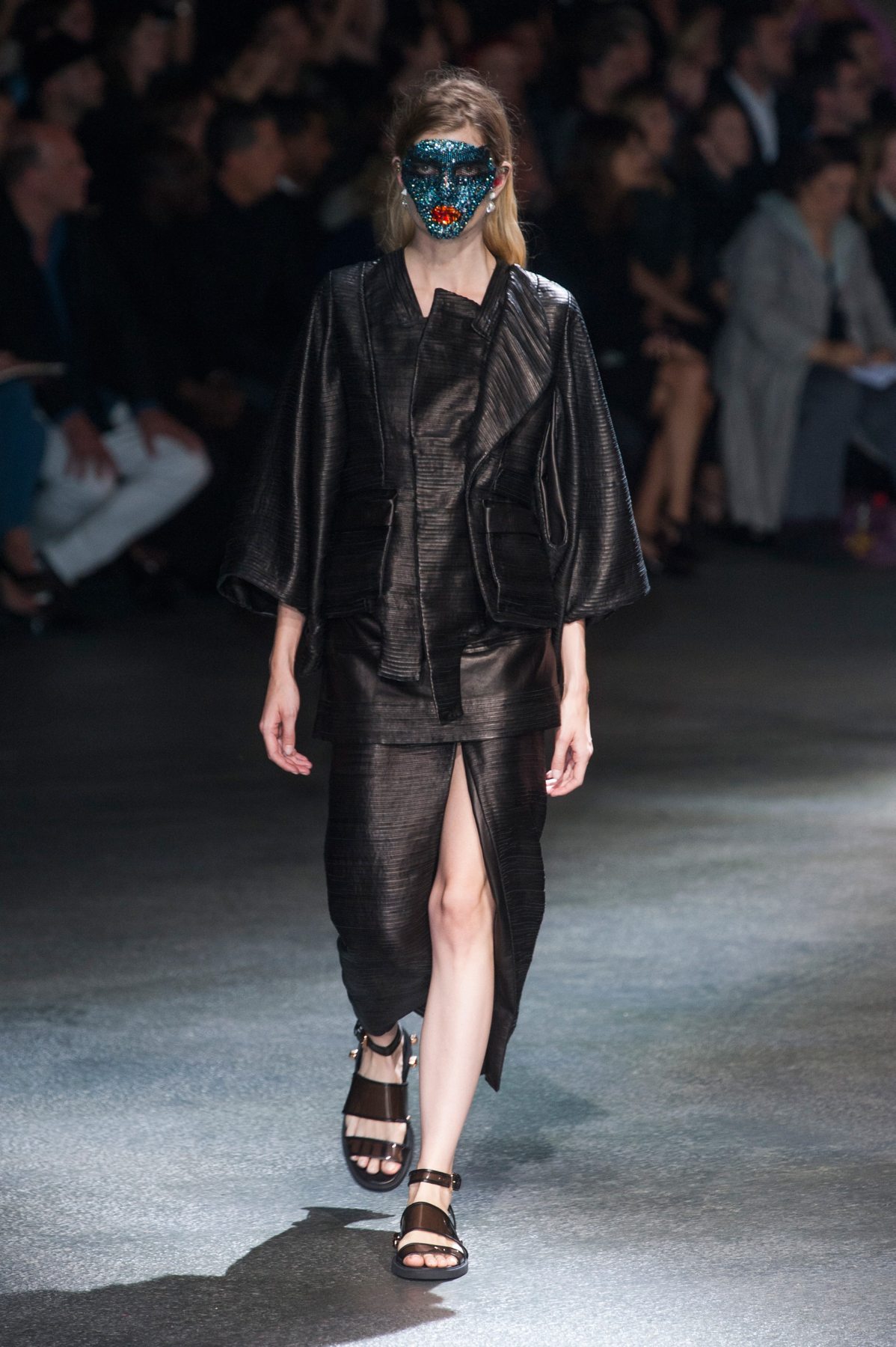 desfile-givenchy-paris-ss2014-04
