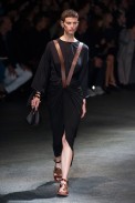 desfile-givenchy-paris-ss2014-16