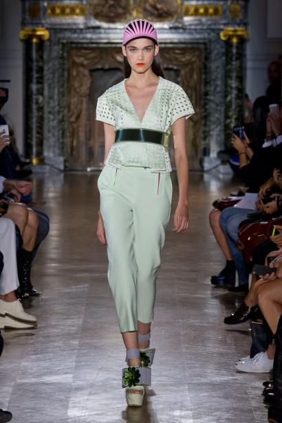 desfile-john-galliano-paris-ss2014-05