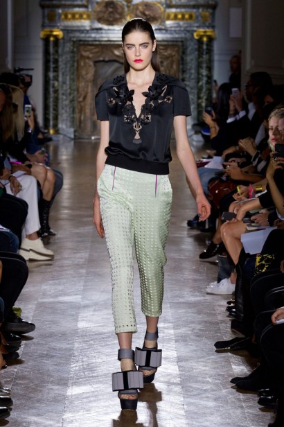 desfile-john-galliano-paris-ss2014-07