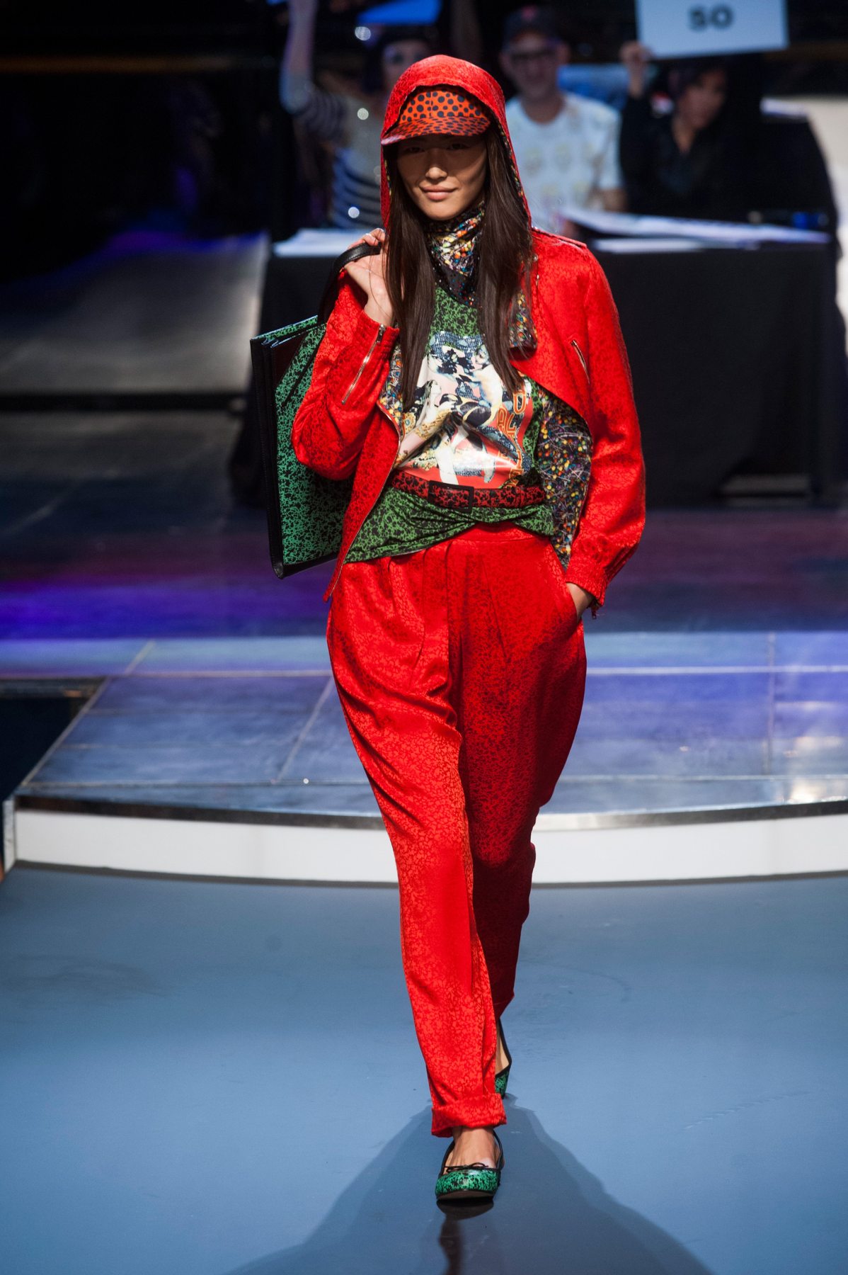 desfile-jpg-paris-ss2014-41