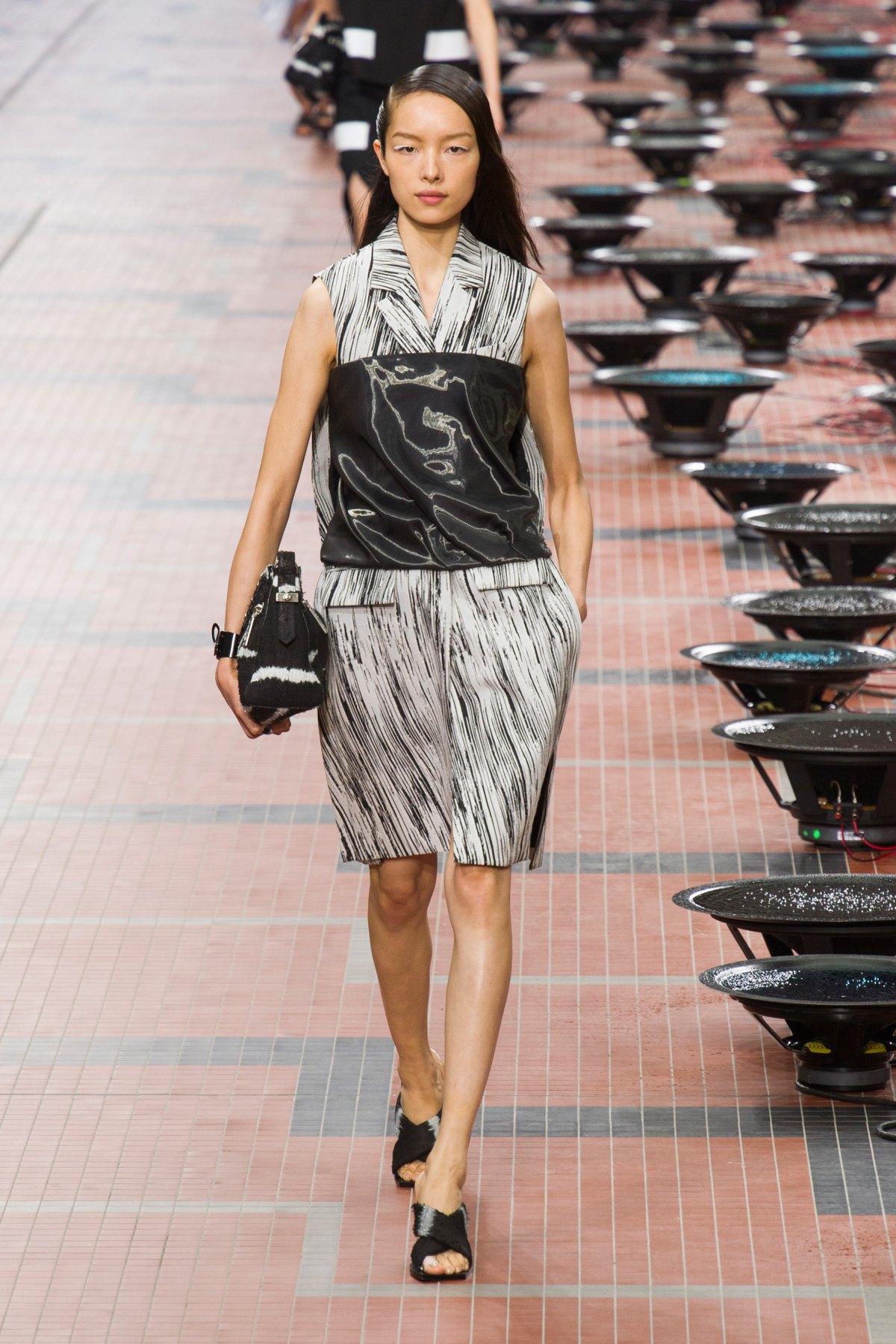 desfile-kenzo-verao-2014-011