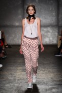 desfile-marc-by-marc-york-verao-2014-005