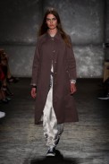 desfile-marc-by-marc-york-verao-2014-031