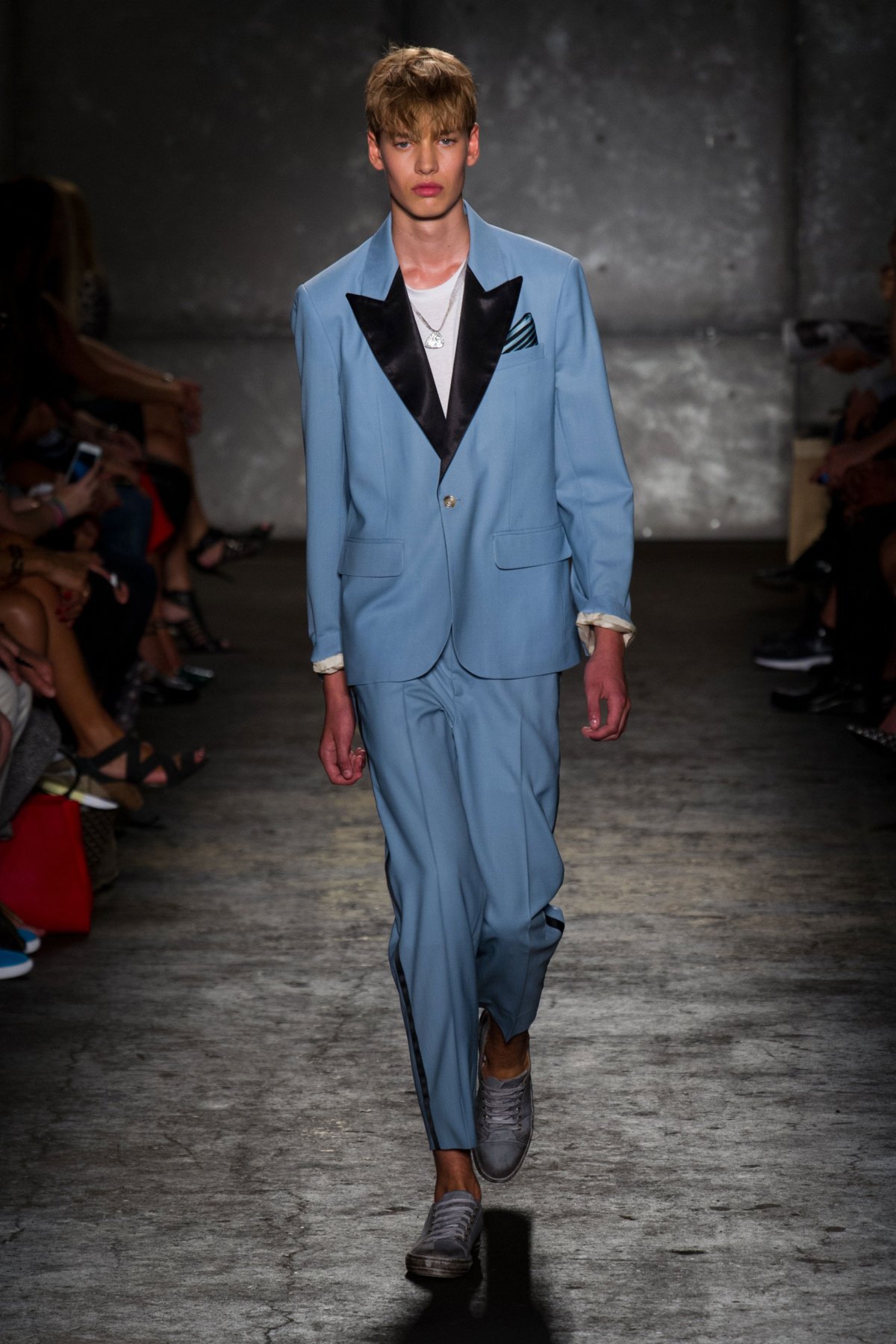desfile-marc-by-marc-york-verao-2014-035