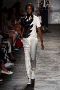 desfile-marc-by-marc-york-verao-2014-037