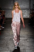 desfile-marc-by-marc-york-verao-2014-040