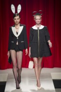 desfile-moschino-verao-2014-009