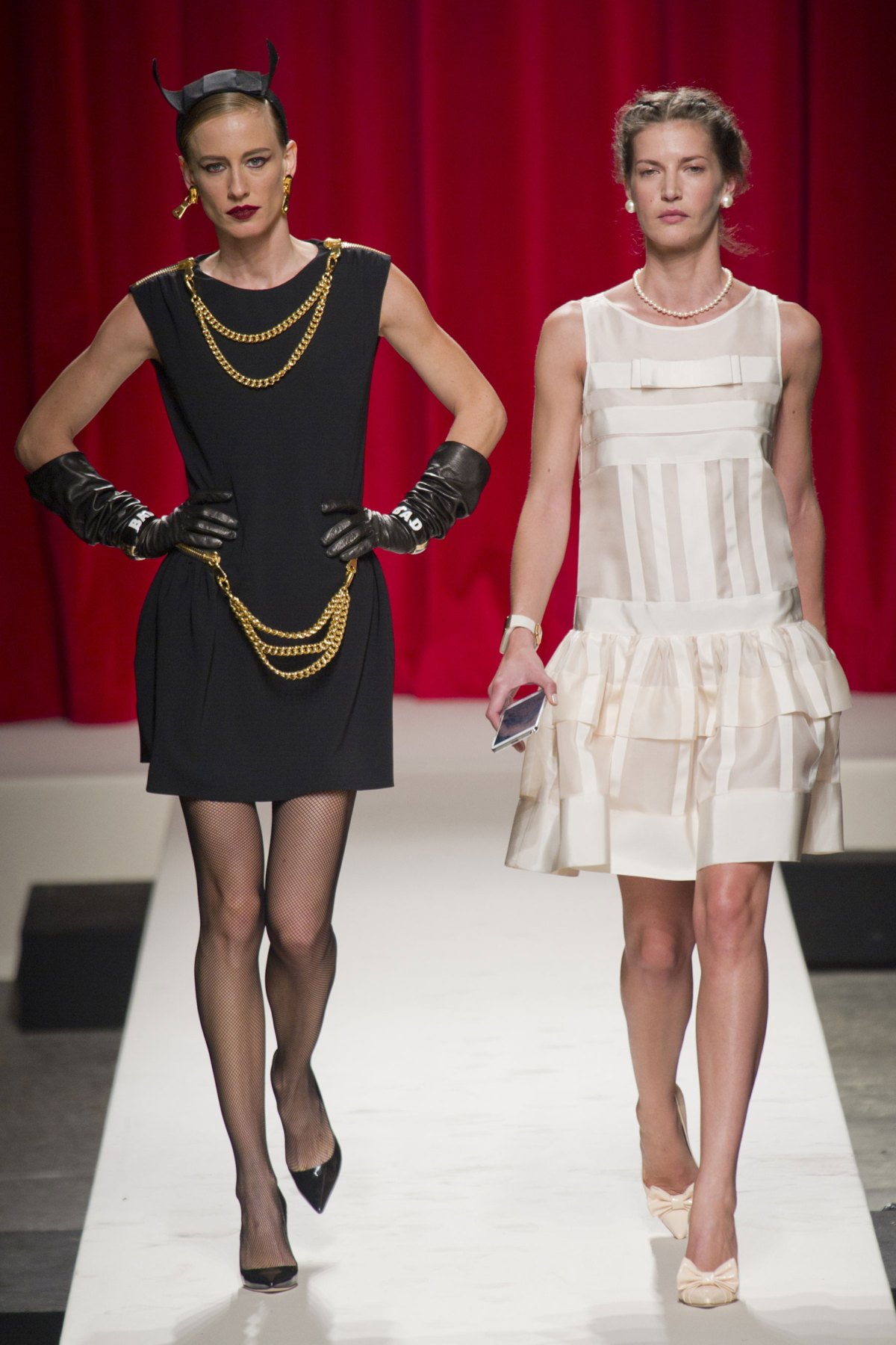 desfile-moschino-verao-2014-015