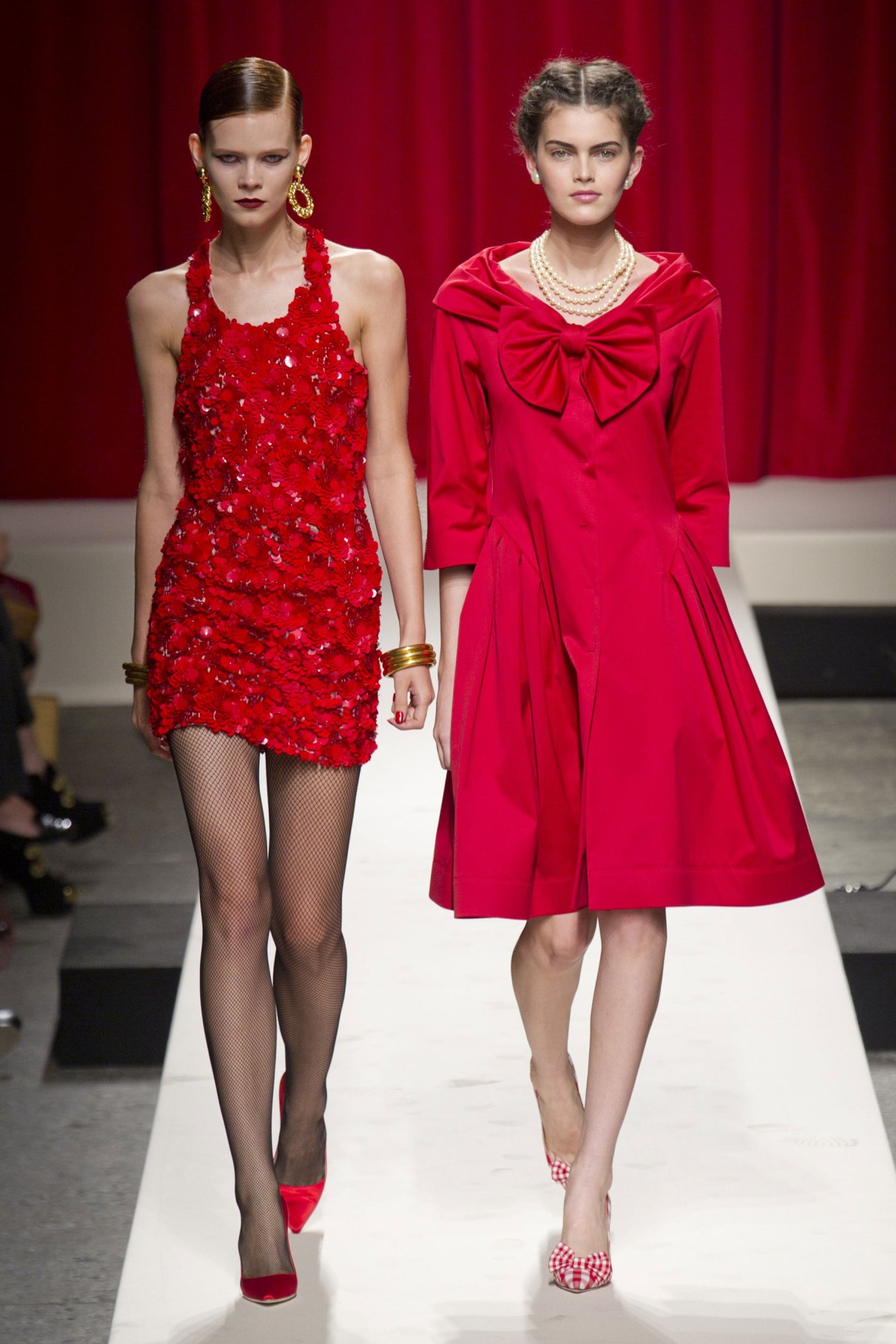desfile-moschino-verao-2014-017