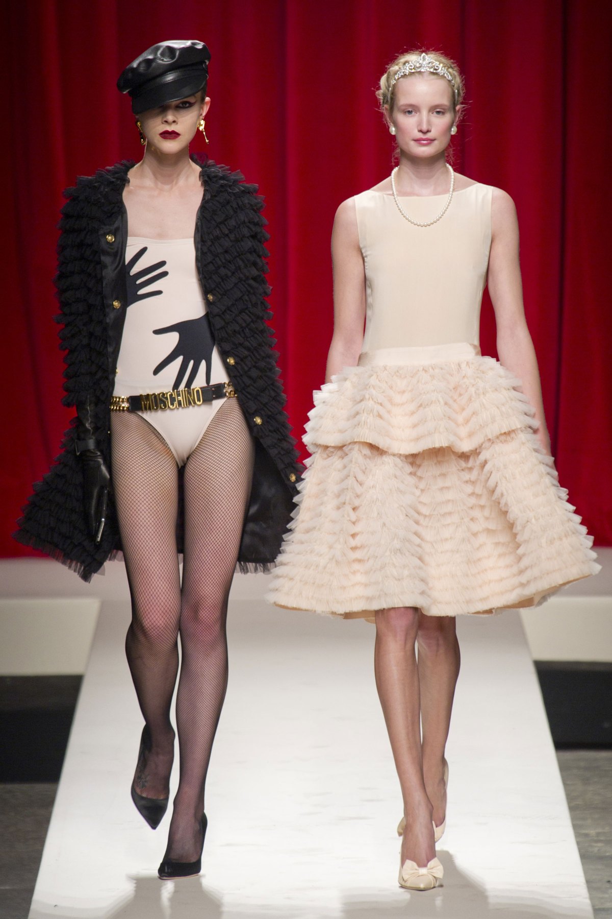 desfile-moschino-verao-2014-029