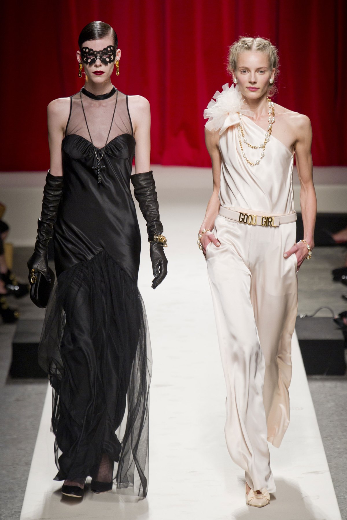 desfile-moschino-verao-2014-030