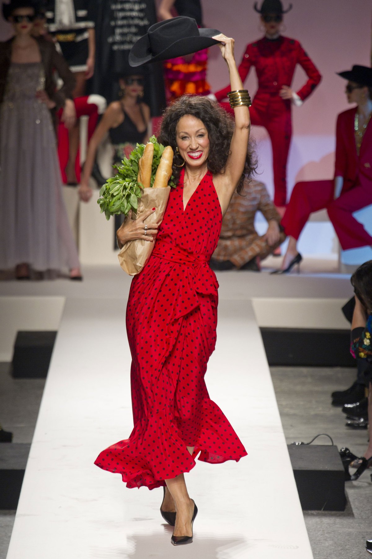 desfile-moschino-verao-2014-035