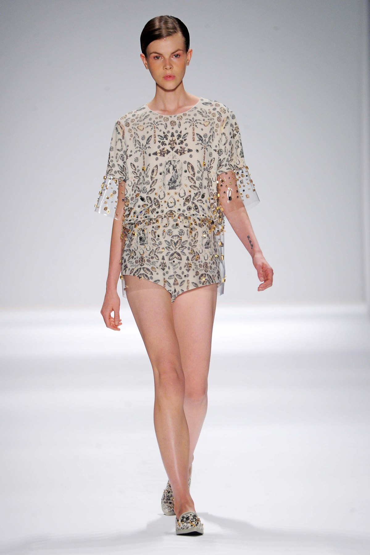 OSKLEN  Ready to wear spring summer 2014_New York september 2013