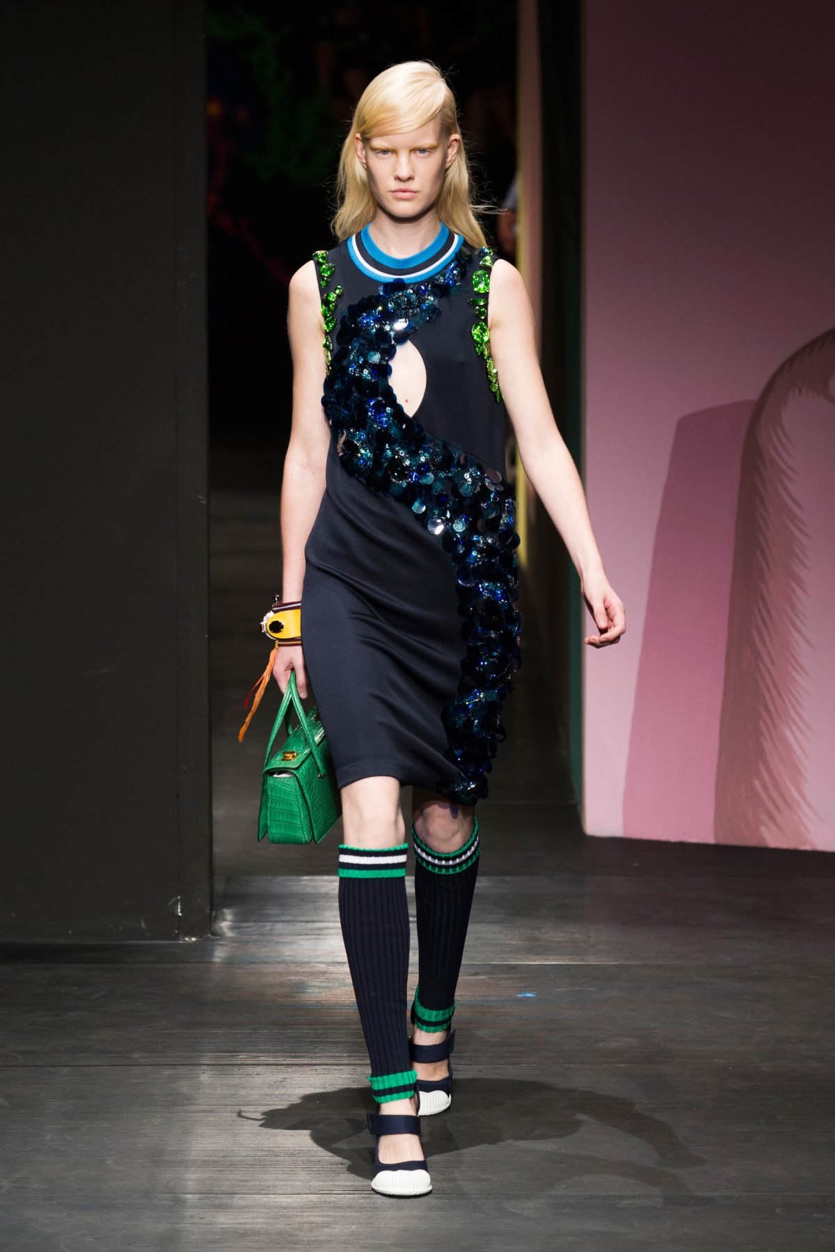 desfile-prada-verao-2014-018
