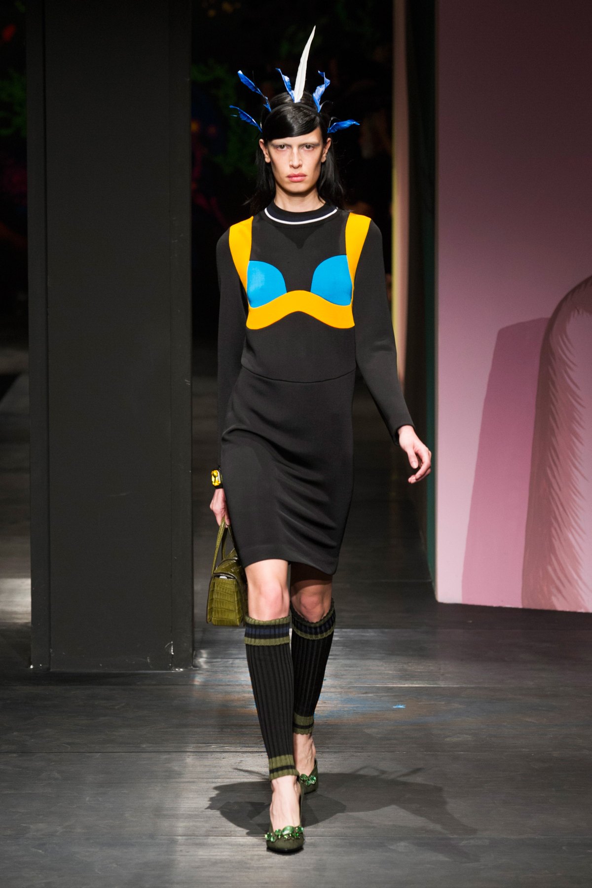 desfile-prada-verao-2014-020