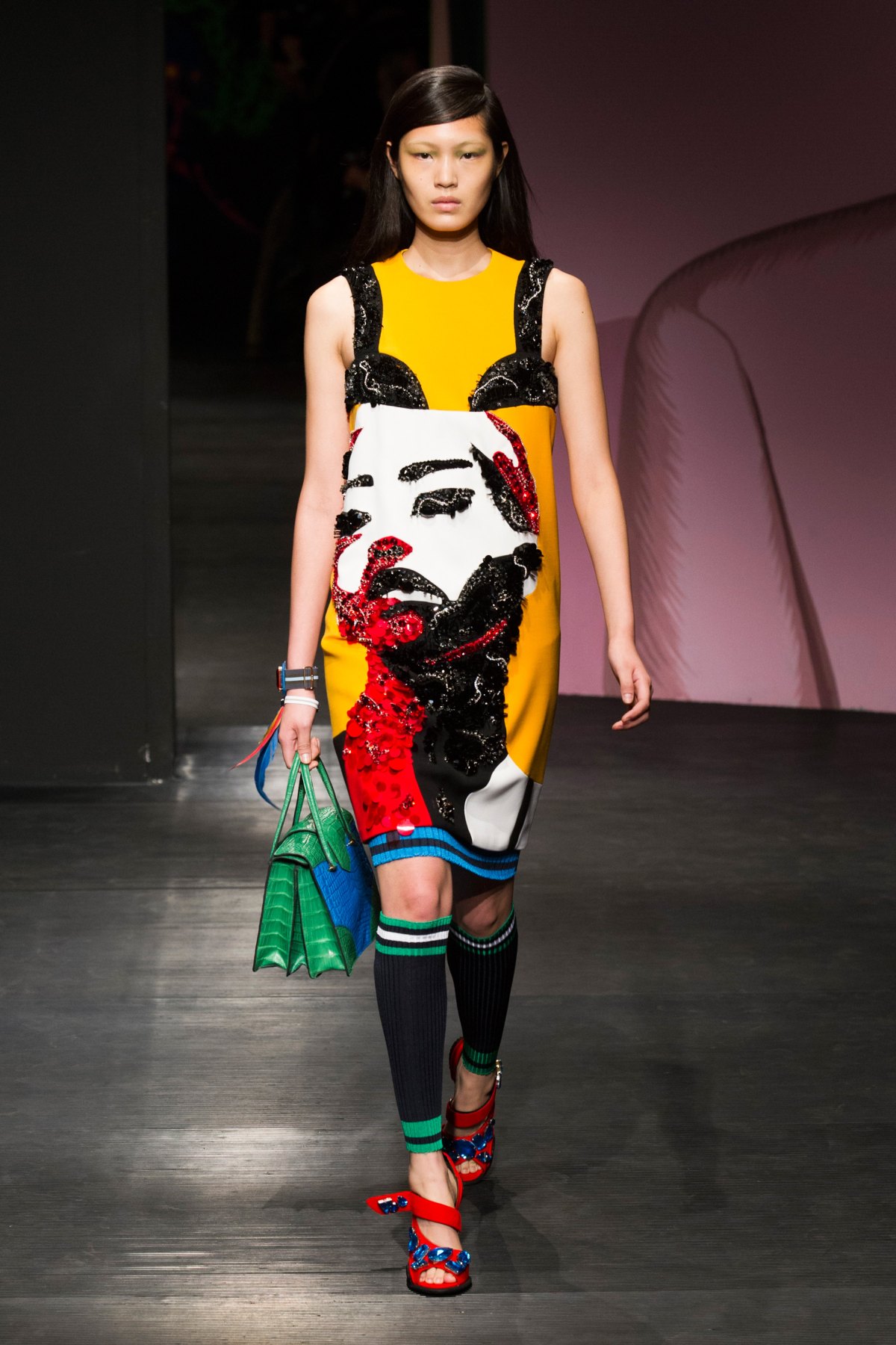 desfile-prada-verao-2014-027
