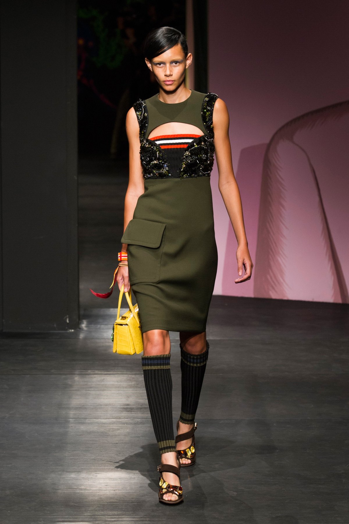 desfile-prada-verao-2014-028