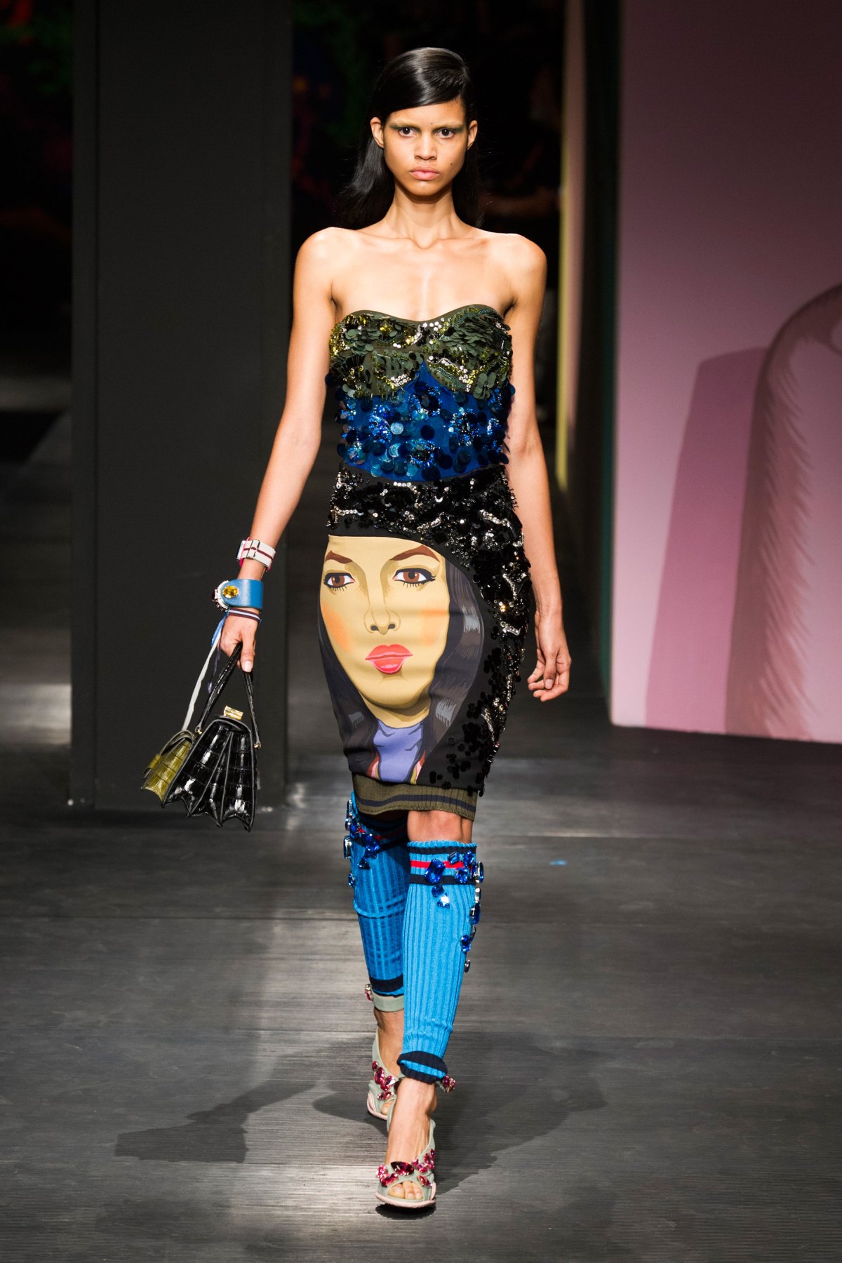 desfile-prada-verao-2014-041