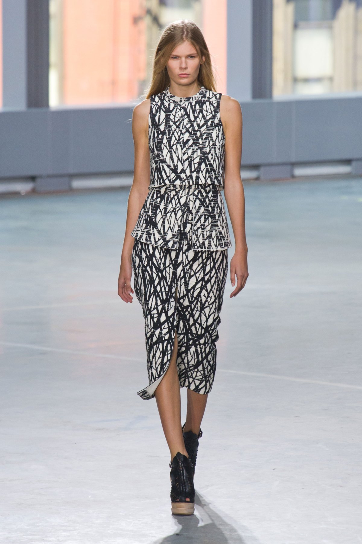 desfile-proenza-schouler-verao-2014-012