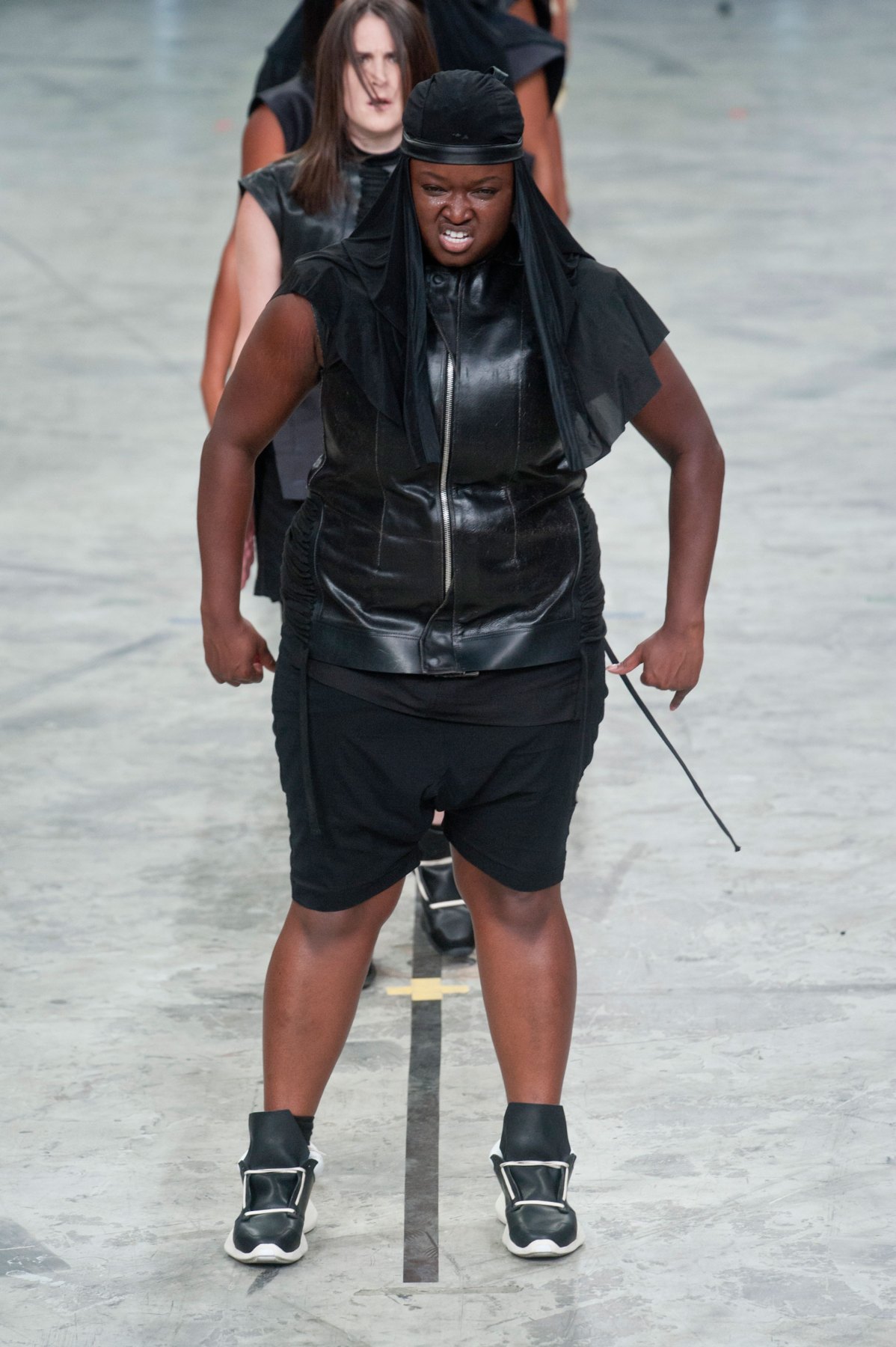 desfile-rick-owens-verao-2014-016