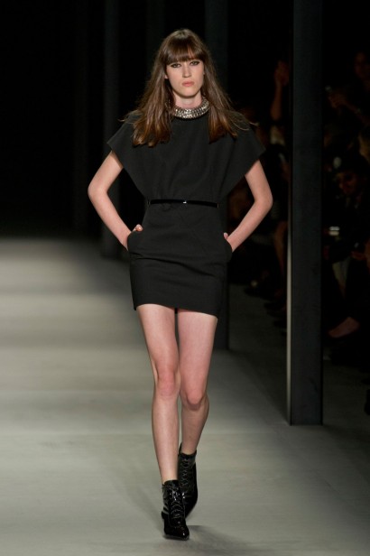 desfile-saint-laurent-verao-2014-004