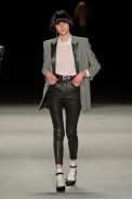 desfile-saint-laurent-verao-2014-007