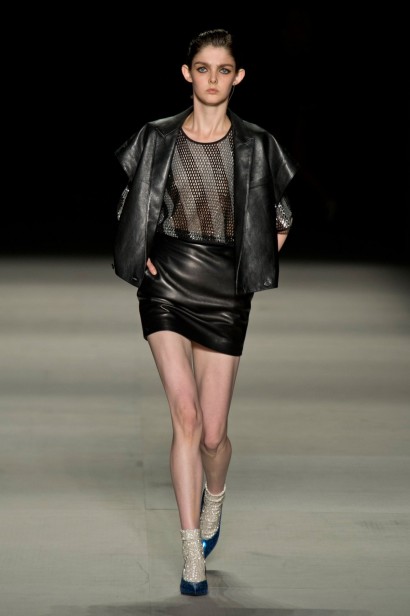 desfile-saint-laurent-verao-2014-012
