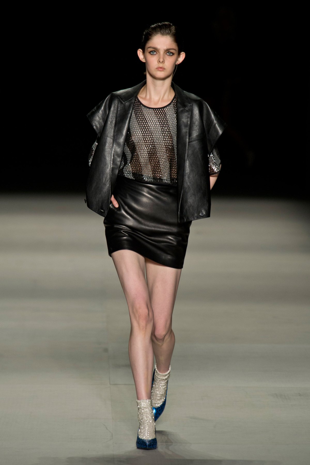 desfile-saint-laurent-verao-2014-012