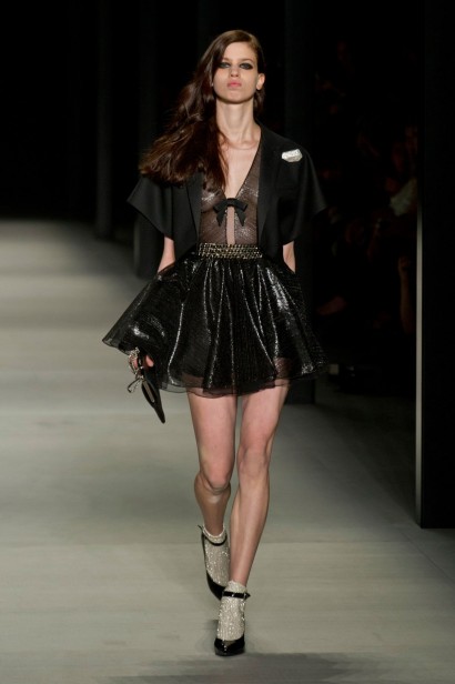desfile-saint-laurent-verao-2014-023